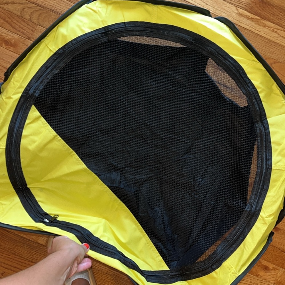 Pet Tent - Picture 6 of 7